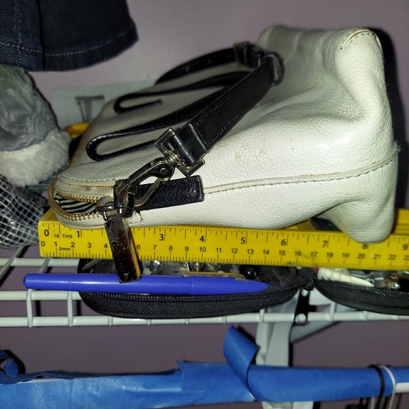 KATE SPADE Ivory Black Leather Handbag Purse Tote - Picture 16 of 16